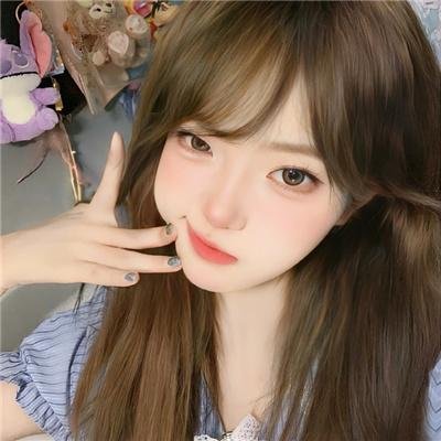 不再沉默的女孩